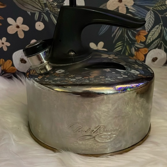 Revere Ware Copper Bottom Kettle - Picture 2 of 3